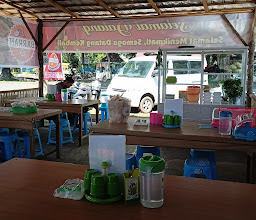 PECEL LELE BANG AKBAR SAMBEL SUPER PEDAS photo