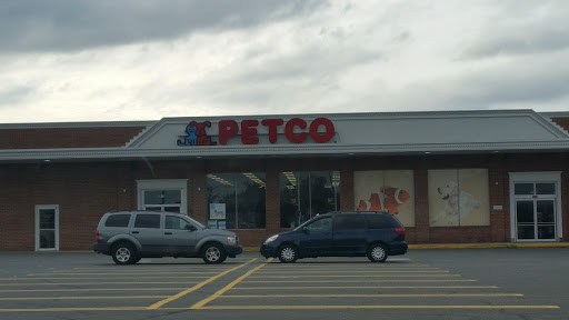 Pet Supply Store «Petco Animal Supplies», reviews and photos, 6612 Richmond Hwy, Alexandria, VA 22306, USA