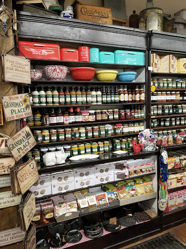 General Store «Mast General Store Hendersonville», reviews and photos, 527 N Main St, Hendersonville, NC 28792, USA