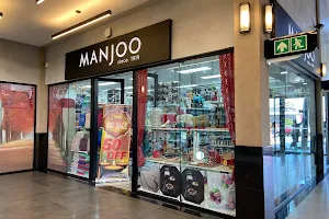 Manjoo Bo’Vallon Mall image