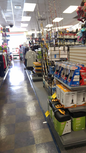 Sporting Goods Store «Big 5 Sporting Goods - Rancho Santa Margarita», reviews and photos, 30682 Santa Margarita Pkwy, Rancho Santa Margarita, CA 92688, USA