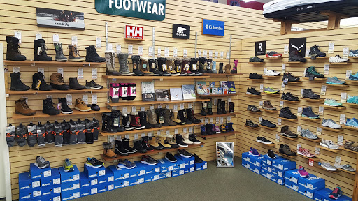 Sporting Goods Store «Peter Glenn Ski & Sports», reviews and photos, 5403 International Dr, Orlando, FL 32819, USA