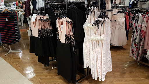 Stores to buy amazona women's clothing Bournemouth