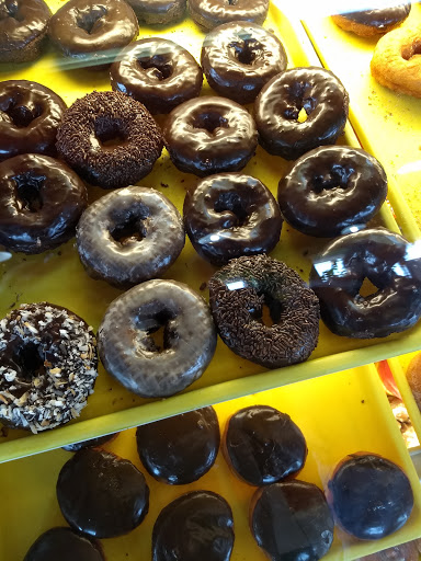 Donut Shop «Fresh Donuts», reviews and photos, 1188 E State St a, Geneva, IL 60134, USA