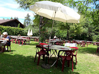 Atmosphère du Restaurant Le Relais de la Chevrette à Bernex - n°17