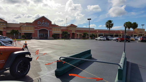 Shopping Mall «12th St Plaza», reviews and photos, 1275 US-1, Vero Beach, FL 32960, USA