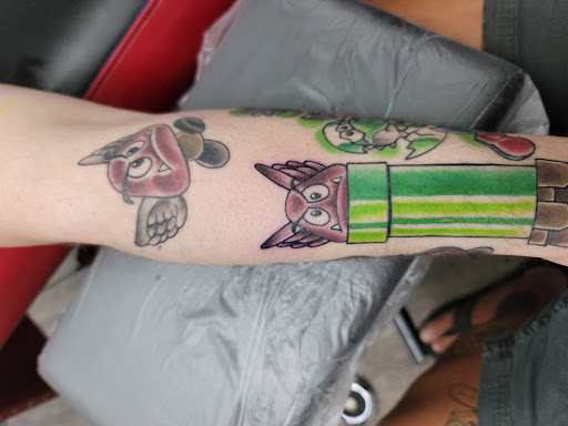 Tattoo Shop «Sonic Tattoos», reviews and photos, 1845 Velp Ave # C, Green Bay, WI 54303, USA