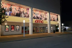 AMC Oakbrook Center 4 image