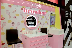 Benefit Cosmetics Brow Bar Lounge - Sephora Sylvia Park image