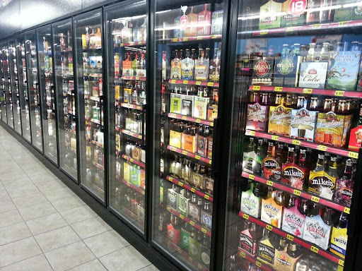 Liquor Store «Sky Liquors», reviews and photos, 6347 N Milwaukee Ave, Chicago, IL 60646, USA