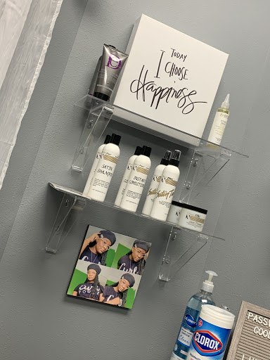 Hair Salon «Go Natural», reviews and photos, 813 Lyndon Ln # B, Louisville, KY 40222, USA