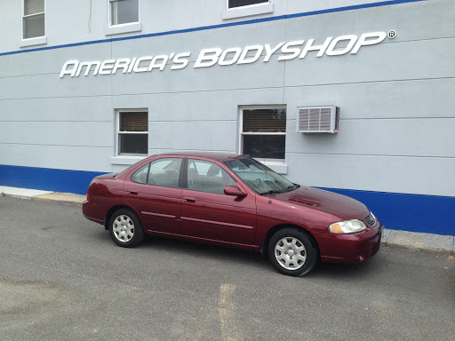 Auto Body Shop «Maaco Collision Repair & Auto Painting», reviews and photos, 500 Hicksville Rd, Massapequa, NY 11758, USA