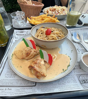 CAMPUS FOOD COURT à Champs-sur-Marne