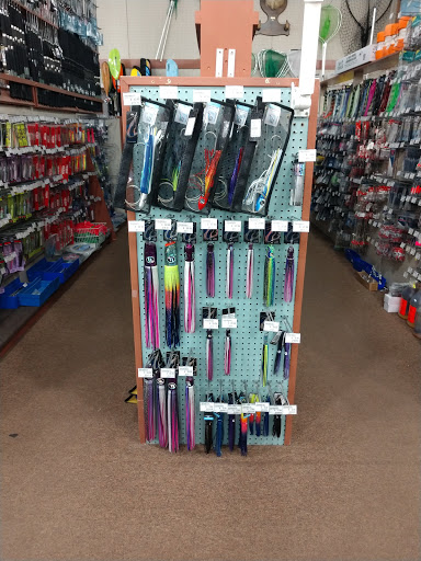 Sporting Goods Store «Half Hitch-Panama City Beach», reviews and photos, 2206 Thomas Dr, Panama City, FL 32408, USA