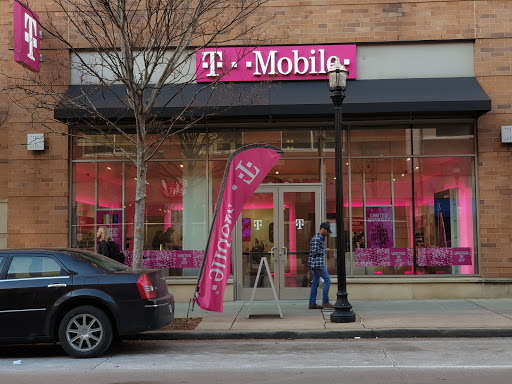 T-Mobile, 218 Calhoun St, Cincinnati, OH 45219, USA, 