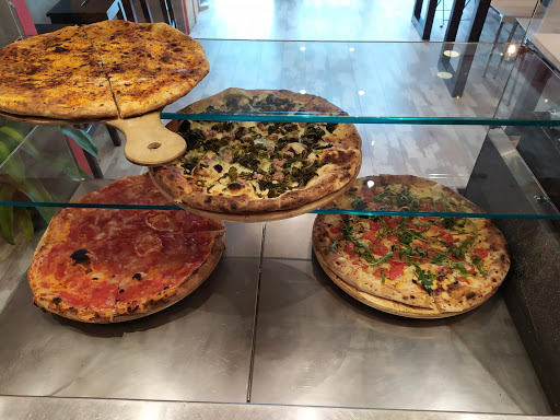 Pizzeria,Paninoteca La Leggenda in Avellino, Provincia di Avellino