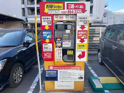 濱商パーク 三越通り
