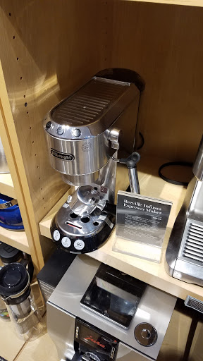 Shopping Mall «The Westchester», reviews and photos, 125 Westchester Ave, White Plains, NY 10601, USA