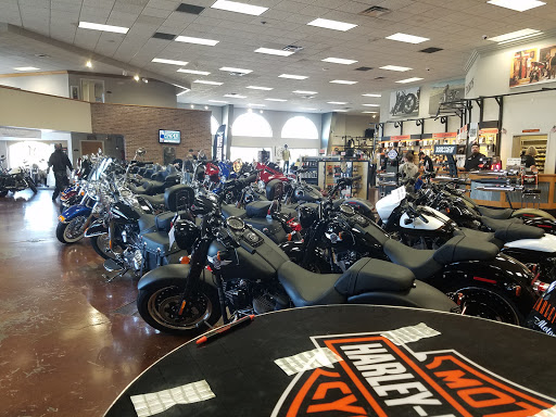 Motorcycle Dealer «Hideout Harley-Davidson», reviews and photos