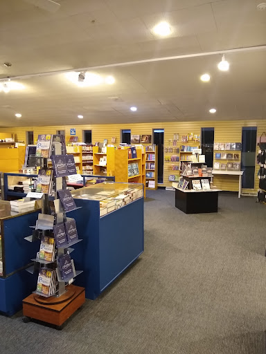 Book Store «VCY Bookstore», reviews and photos, 10707 W Capitol Dr, Milwaukee, WI 53222, USA