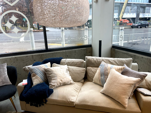 Furniture Store «west elm», reviews and photos, 110 Bakery Square Blvd, Pittsburgh, PA 15206, USA