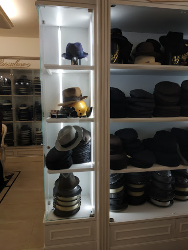 Flat cap shops in Jerusalem