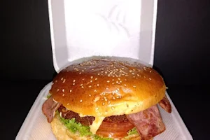 Huixtruck Burger image