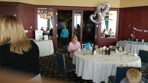 Marina «MacRay Harbor», reviews and photos, 30675 N River Rd, Harrison Charter Township, MI 48045, USA