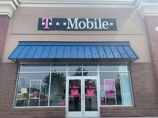 Cell Phone Store «T-Mobile», reviews and photos, 201 Bayonne Crossing Way, Bayonne, NJ 07002, USA