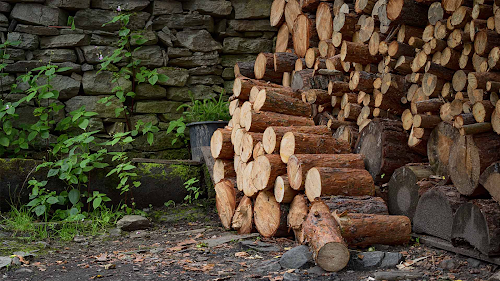 Magasin de bois de chauffage Le Mérigou Fourtou