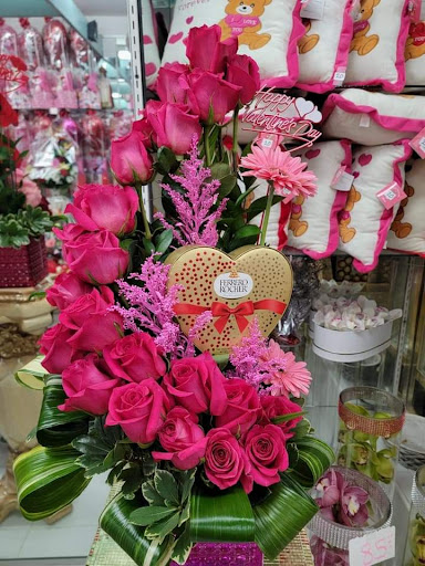 Florist «City Line Florist», reviews and photos, 1089 Liberty Ave, Brooklyn, NY 11208, USA