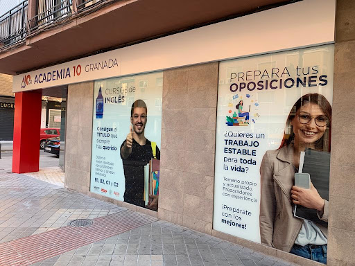 Academia 10 Granada - Facultad de Ciencias, Escuela de idiomas en Granada,Granada