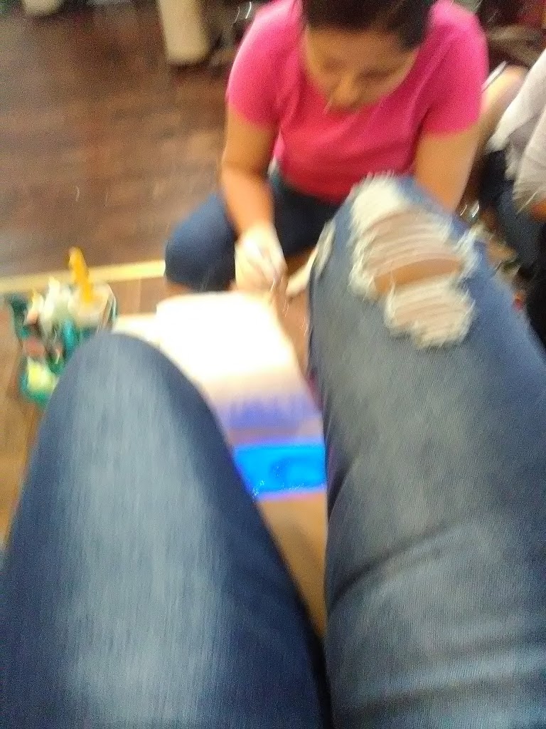 Halsted Nails 60620