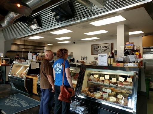 Sandwich Shop «Block & Board», reviews and photos, 8421 SW Terwilliger Blvd, Portland, OR 97239, USA