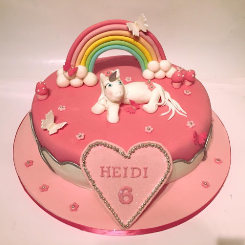 Comments and reviews of Kerrys Celebration Cakes