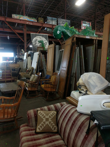 Salvage Yard «Urban Ore», reviews and photos, 900 Murray St, Berkeley, CA 94710, USA