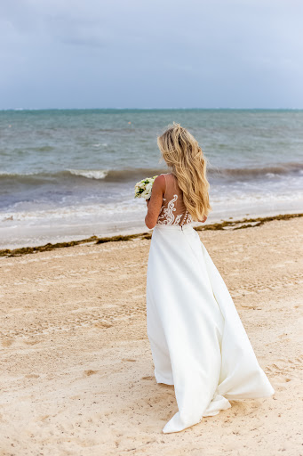 Bridal Shop «Malmrose Bridal», reviews and photos, 3352 S Jordan Pkwy #102, South Jordan, UT 84095, USA