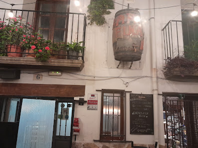 Bar Fina linares de mora Calle Escuelas 6 linares de mora teruel espsña, Calle Escuela, nr6, 44412 Linares de Mora, Teruel, España