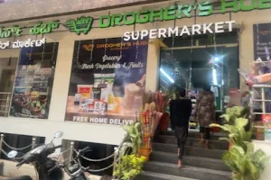 Drogher's Hub Supermarket image