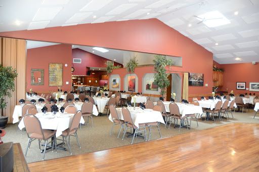 Banquet Hall «Woodbine Bend Golf Course and Restaurant», reviews and photos, 3500 E Center Rd, Stockton, IL 61085, USA