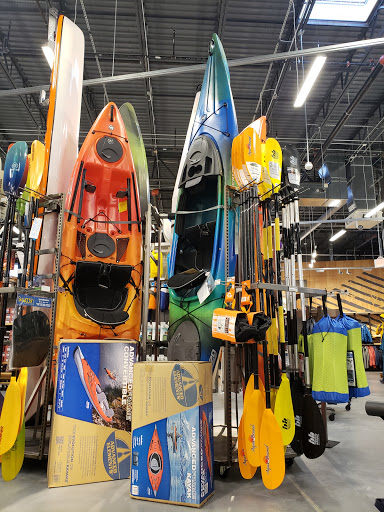 Camping Store «REI», reviews and photos, 350 Independence Blvd, Virginia Beach, VA 23462, USA