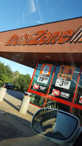 Auto Parts Store «AutoZone», reviews and photos, 7900 Douglas Ave, Urbandale, IA 50322, USA