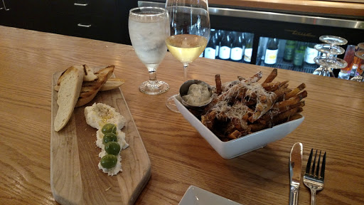 Wine Store «Foxcroft Wine Co. Dilworth», reviews and photos, 1235 East Blvd #1, Charlotte, NC 28203, USA