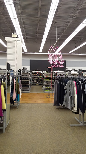 Department Store «Saks OFF 5TH», reviews and photos, 260 Shrewsbury Plaza, Shrewsbury, NJ 07702, USA