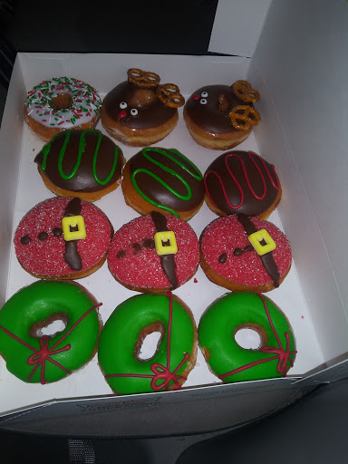 Bakery «Krispy Kreme Doughnuts», reviews and photos, 417 W University Pkwy, Orem, UT 84057, USA