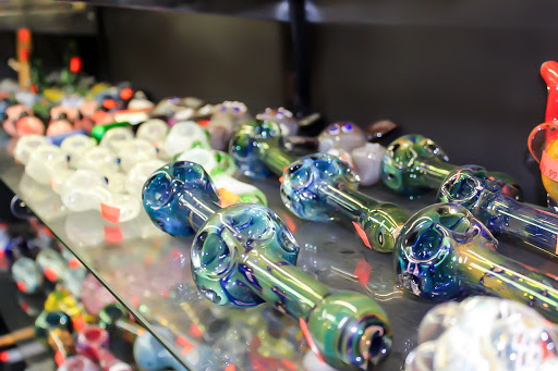 Tobacco Shop «Ace Tobacco Shop», reviews and photos, 2501 Lake Ave, Altadena, CA 91001, USA