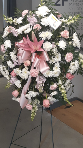 Florist «City Enchanted Gardens Florist», reviews and photos, 2246 W Taylor St, Chicago, IL 60612, USA