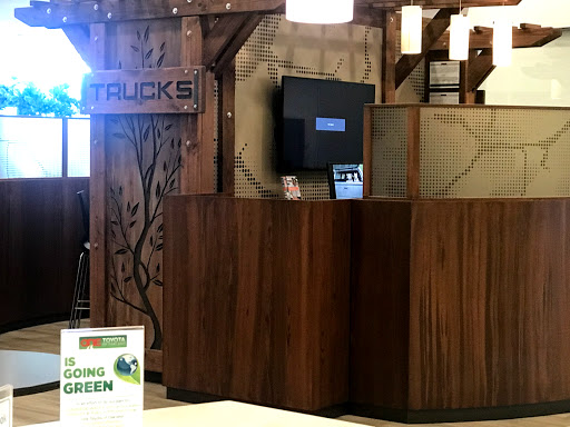 Toyota Dealer «One Toyota of Oakland», reviews and photos, 8181 Oakport St, Oakland, CA 94621, USA