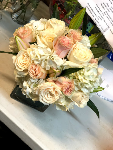 Florist «Illusion Florist & Events», reviews and photos, 12231 SE Stark St, Portland, OR 97233, USA