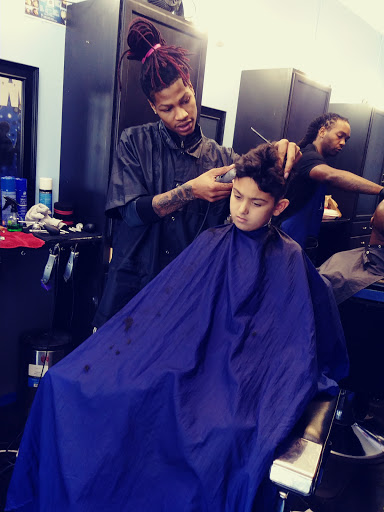 Barber Shop «Dominican Barbershop», reviews and photos, 4930 Lafayette Rd, Indianapolis, IN 46254, USA